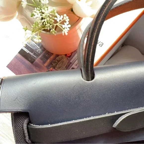 Hermes Herbag Zip Retourne 31 PM Toile Vache Hunter Black and Dark Blue PHW - Picture 2 of 11